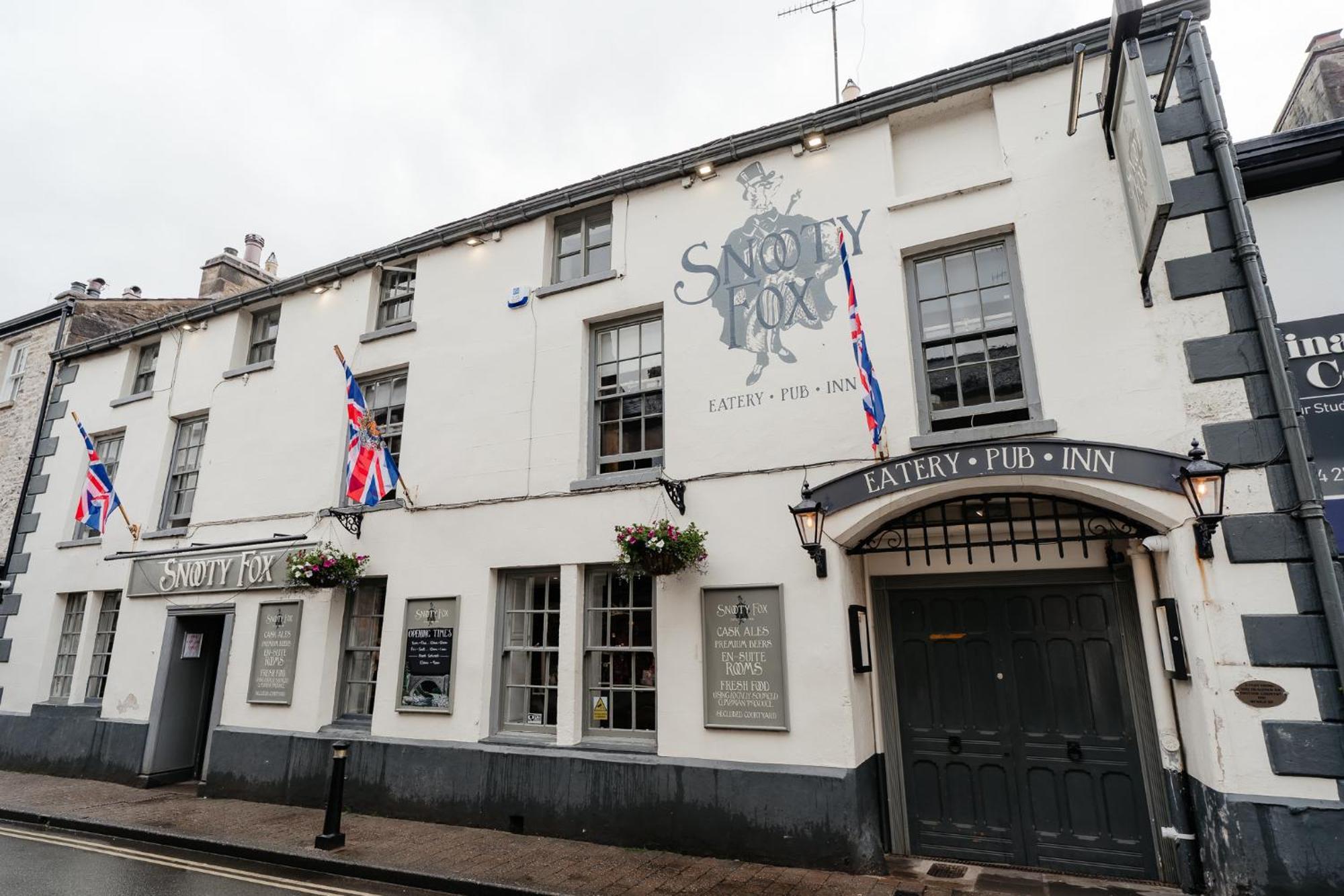 Snooty Fox Hotel Kirkby Lonsdale Exterior photo